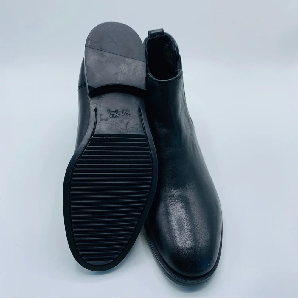 Coach | Men’s Arnold Chelsea Black Leather Boot - Picture 7 of 8